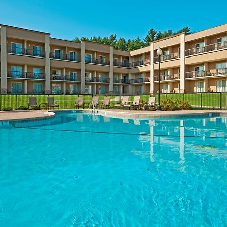 Holiday Inn Resort Lake George By Ihg Ngoại thất bức ảnh