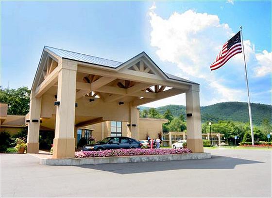 Holiday Inn Resort Lake George By Ihg Ngoại thất bức ảnh